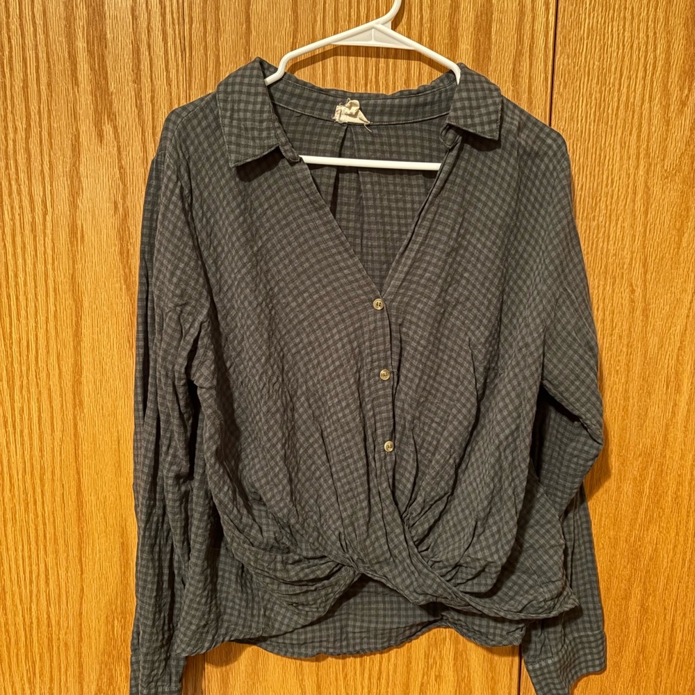 Green Checkered Notched Collar Blouse with Tie Front